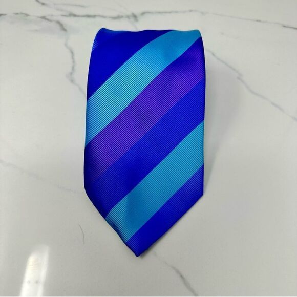 Geoffrey Beene Repp Tie - Picture 1 of 5